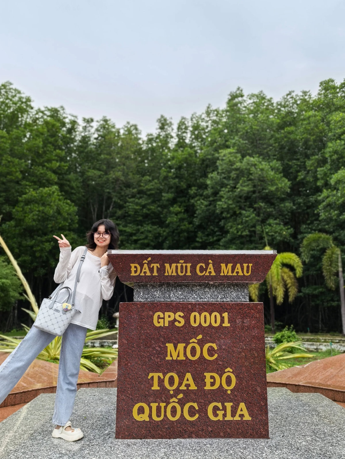Check-in cột mốc Tọa độ Quốc gia GPS 0001 